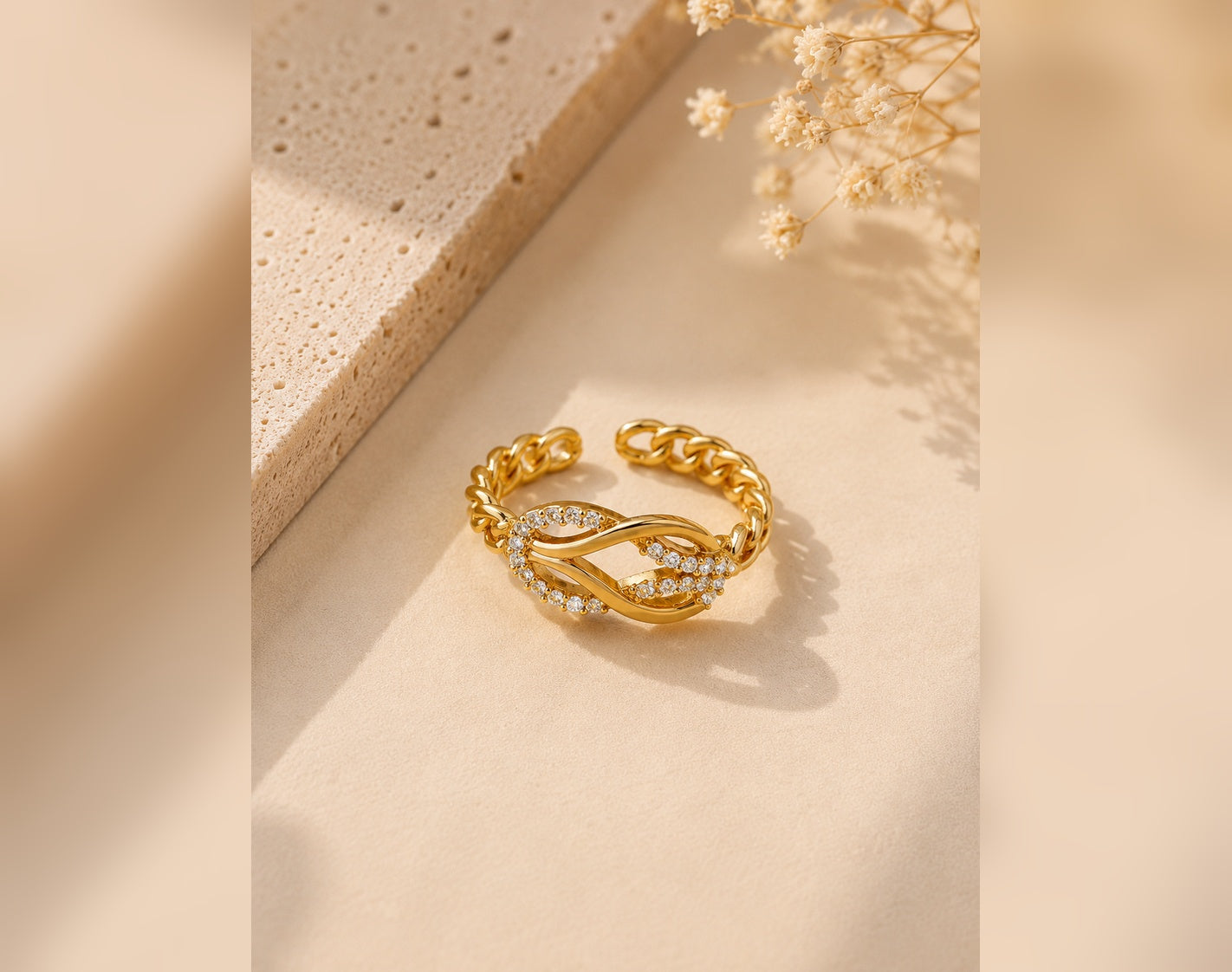 Bague infini dorée